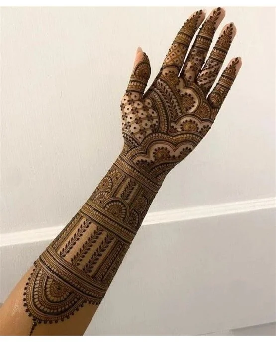Layered Fringe Modern Full Hand Mehndi Design Trail